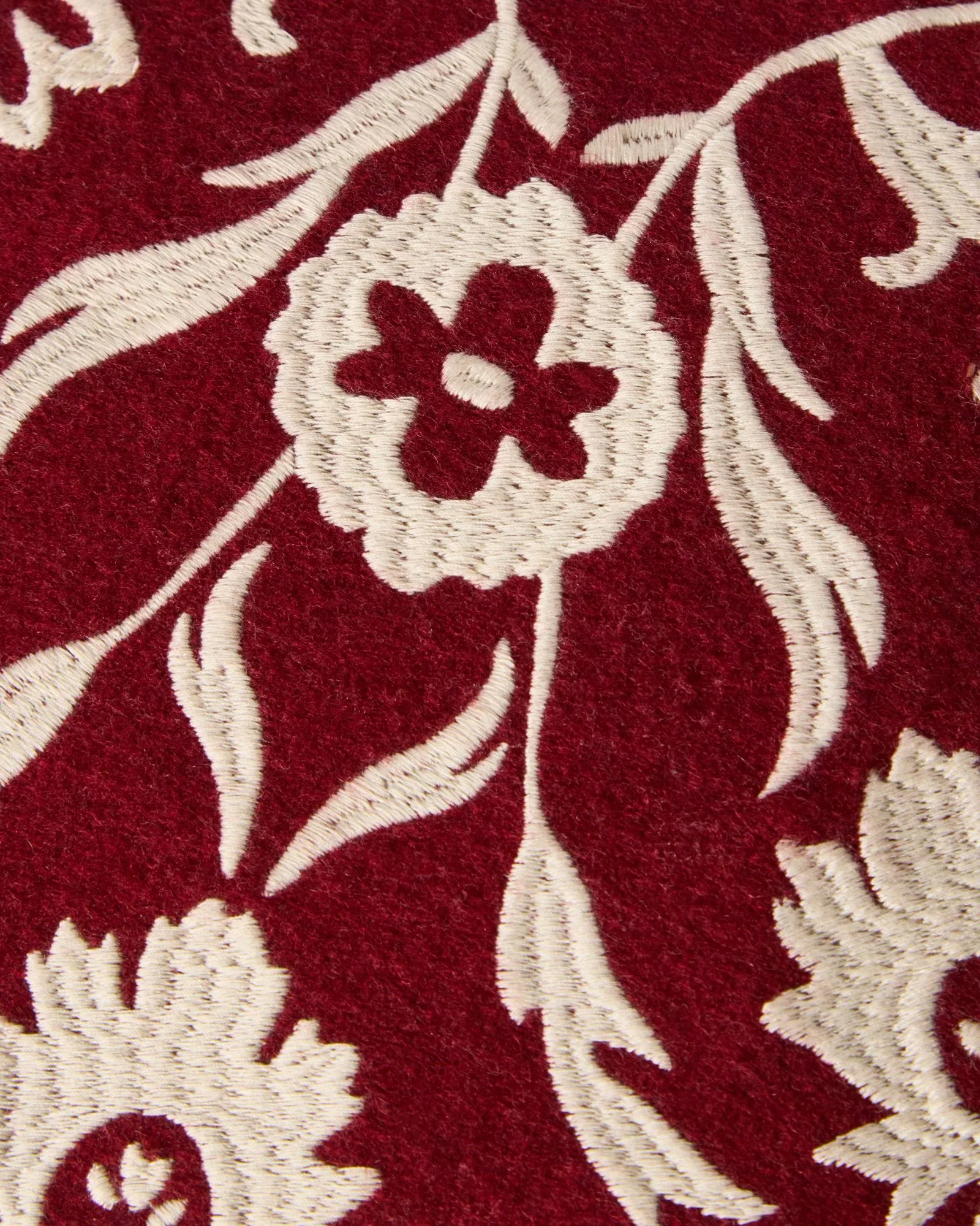 Flower Embroidered Wool Mix pudebetræk 50x50 cm, Red-Light beige Lexington