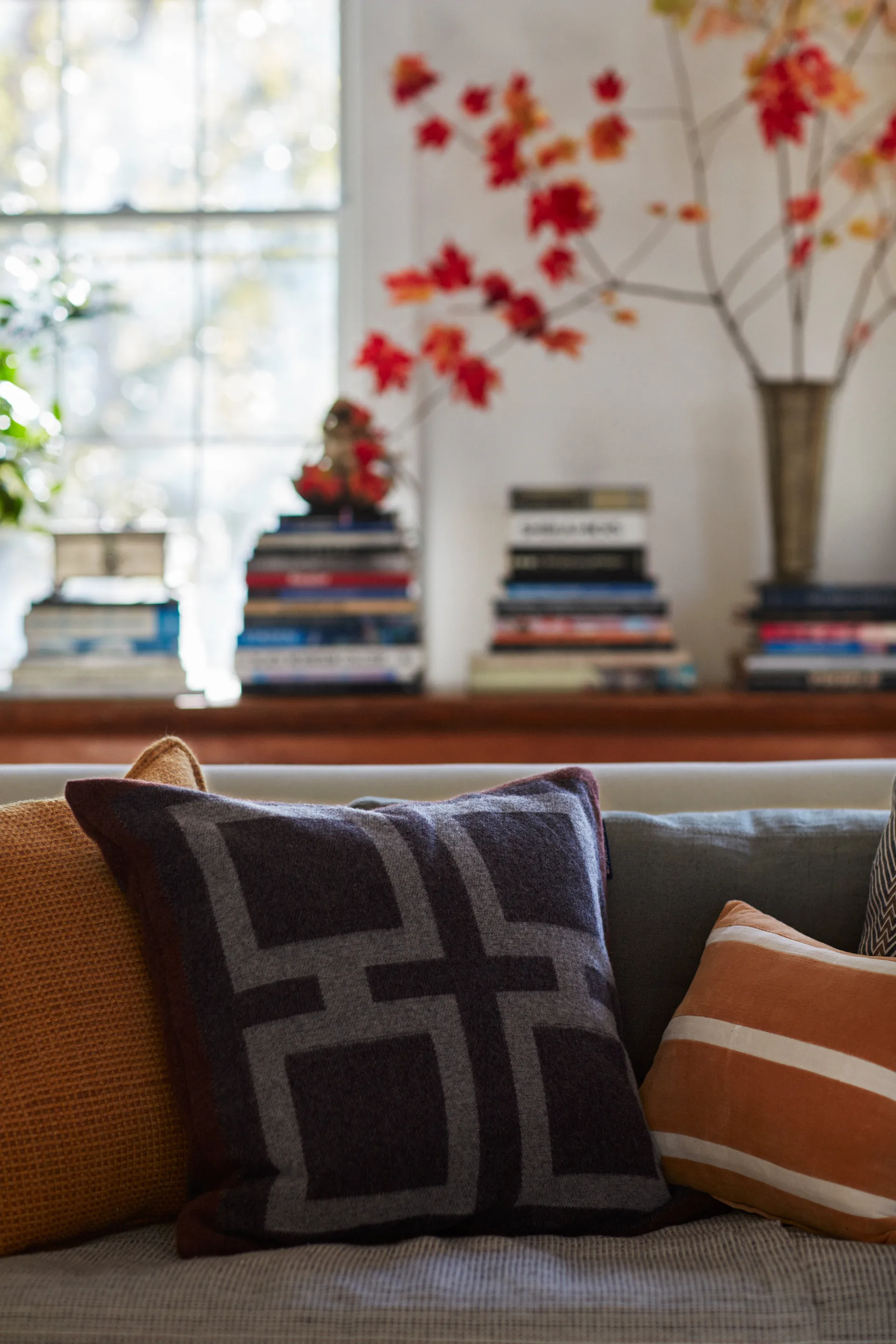 Graphic Recycled Wool pudebetræk 50x50 cm, Dark gray/White/Brown Lexington