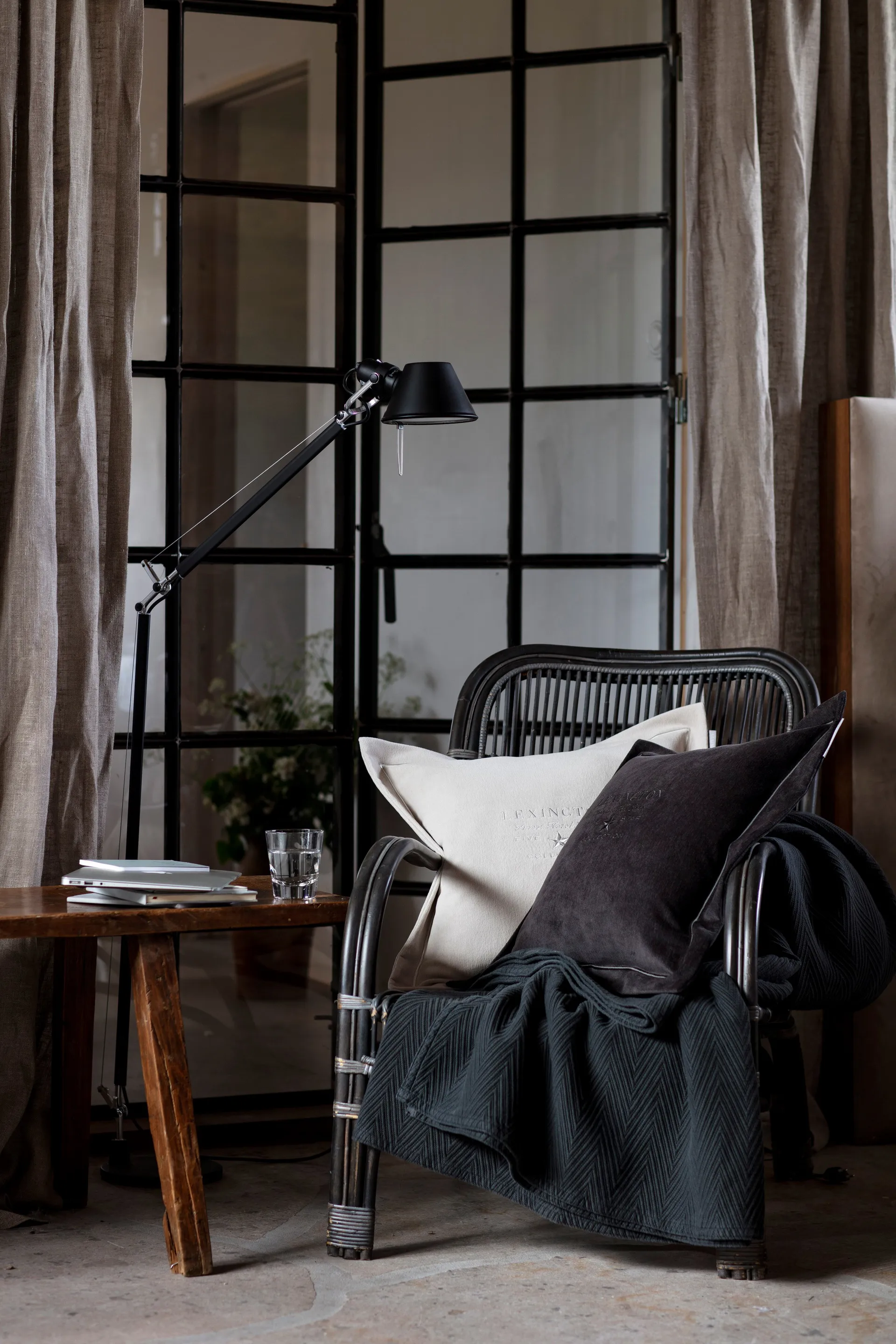 Hotel Velvet pudebetræk 50x50 cm, Mørkegrå Lexington