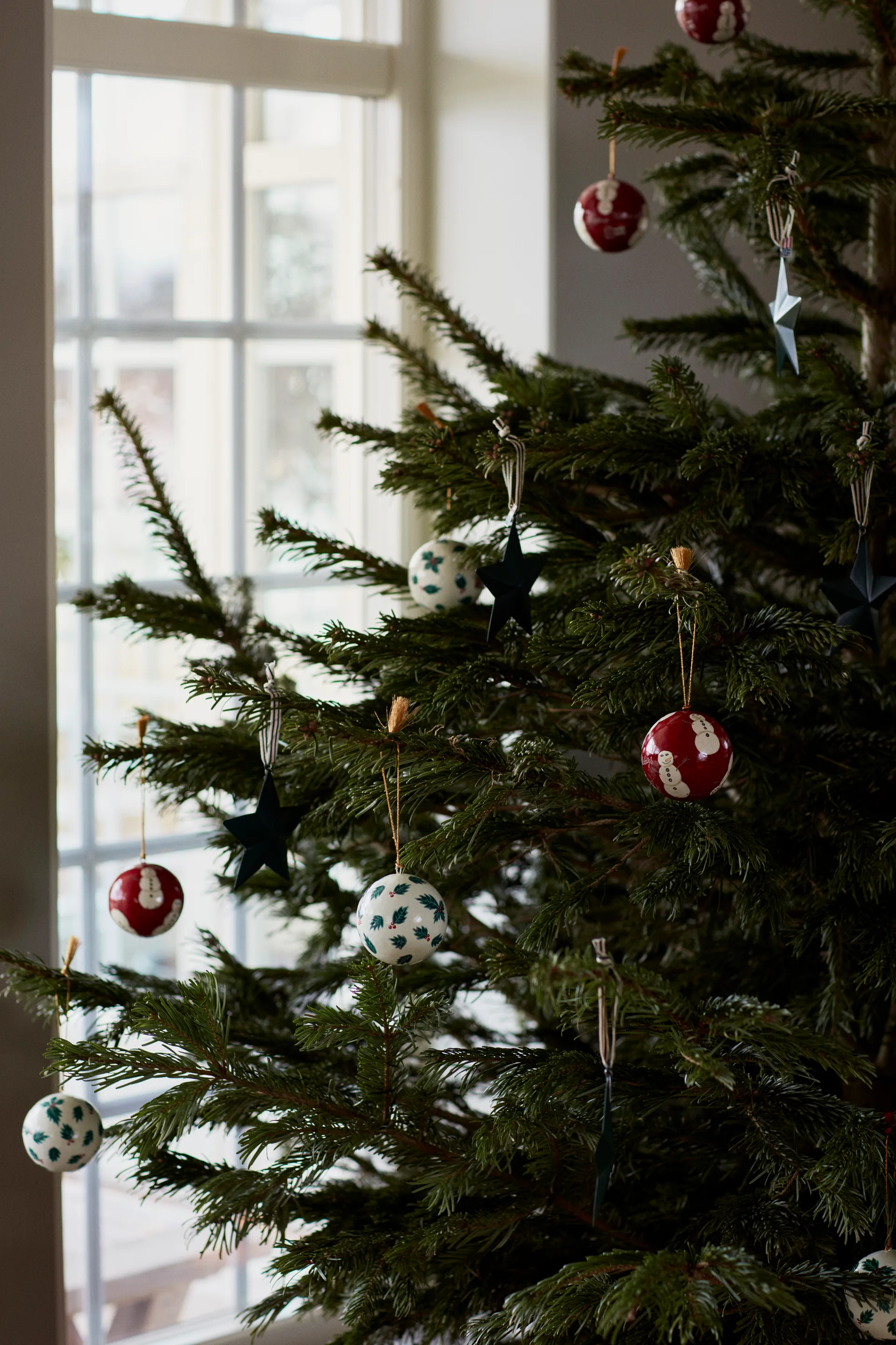 Lexington Papier Maché juletræskugle 2-pak, Red/White Lexington