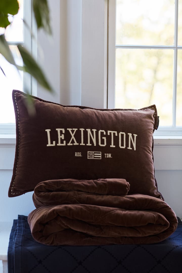 Logo Message Organic Cotton Velvet pude 40x60 cm - Brown - Lexington