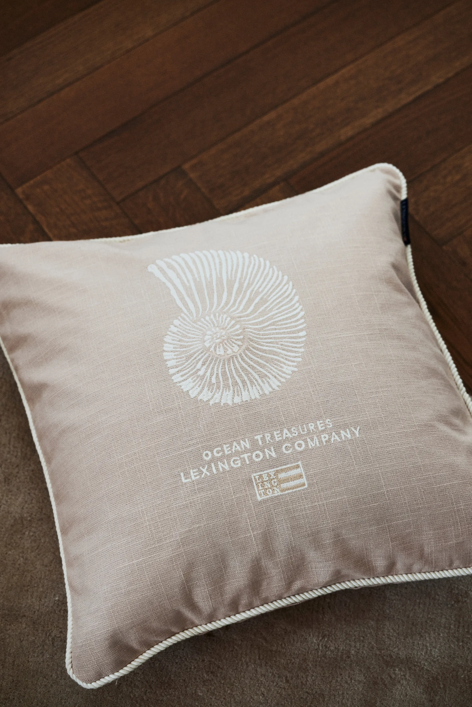 Sea Embroidered Recycled Cotton pudebetræk 50x50, Light beige Lexington
