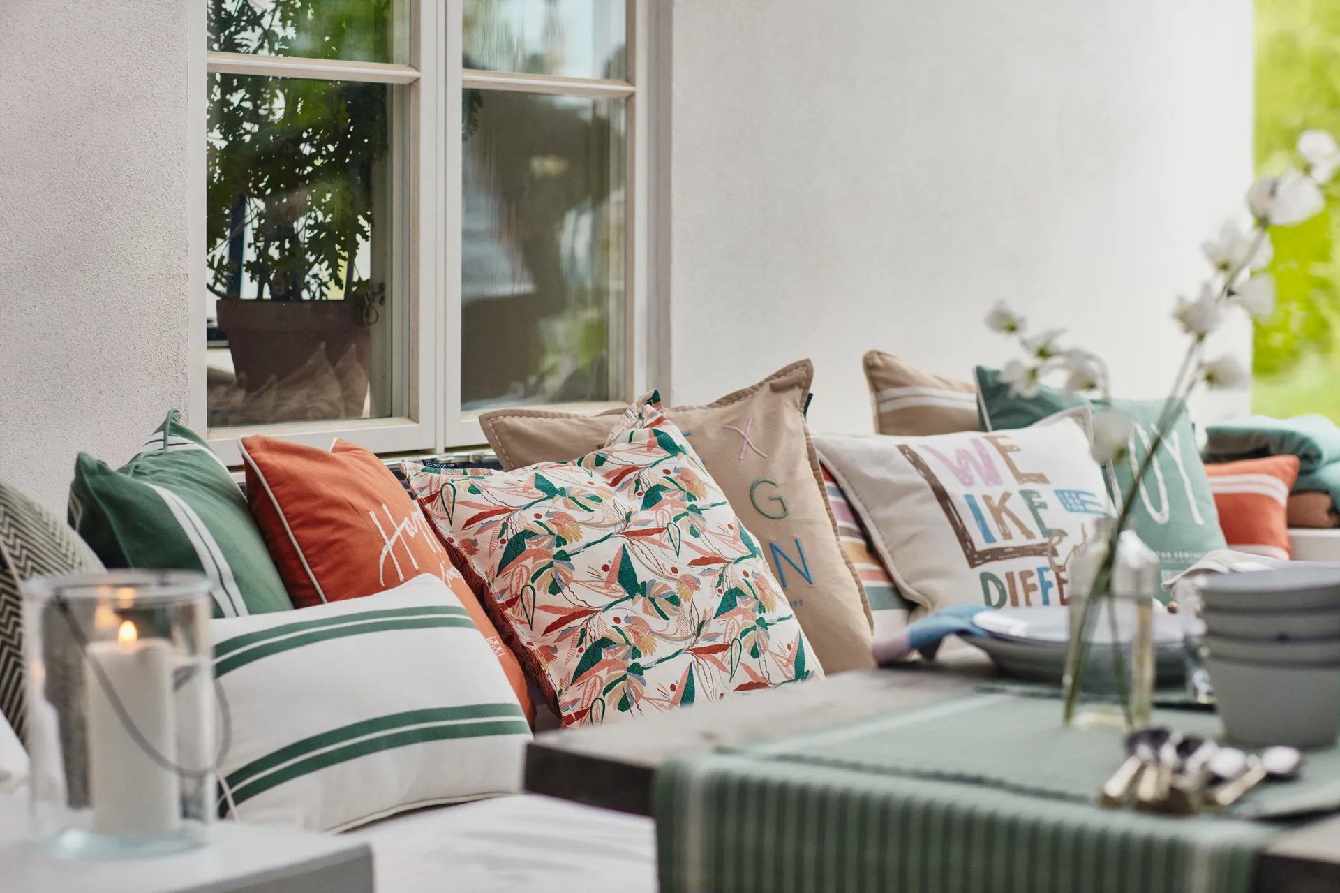 Side Striped pude small 30x50 cm, White/Green Lexington