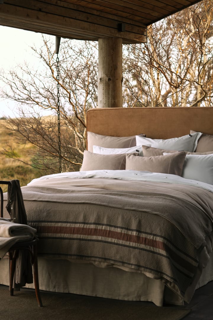 Side Striped Soft Quilted sengetæppe 240x260 cm, Beige Lexington