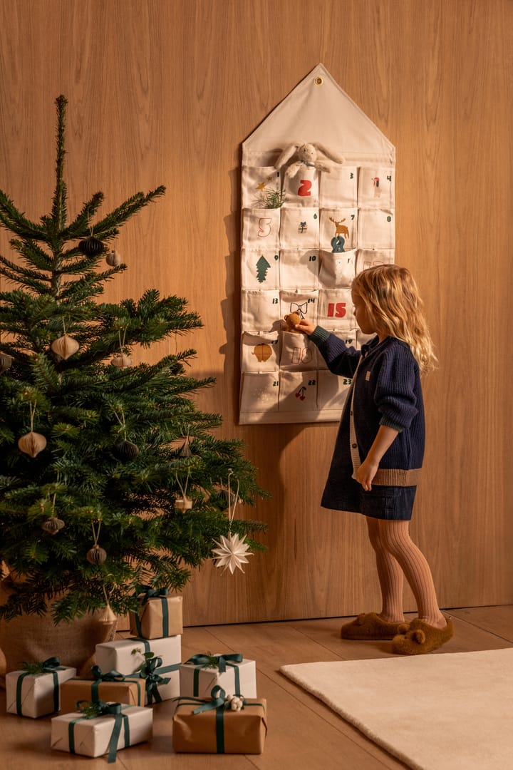 Babbo julekalender, Holiday-Sandy Liewood