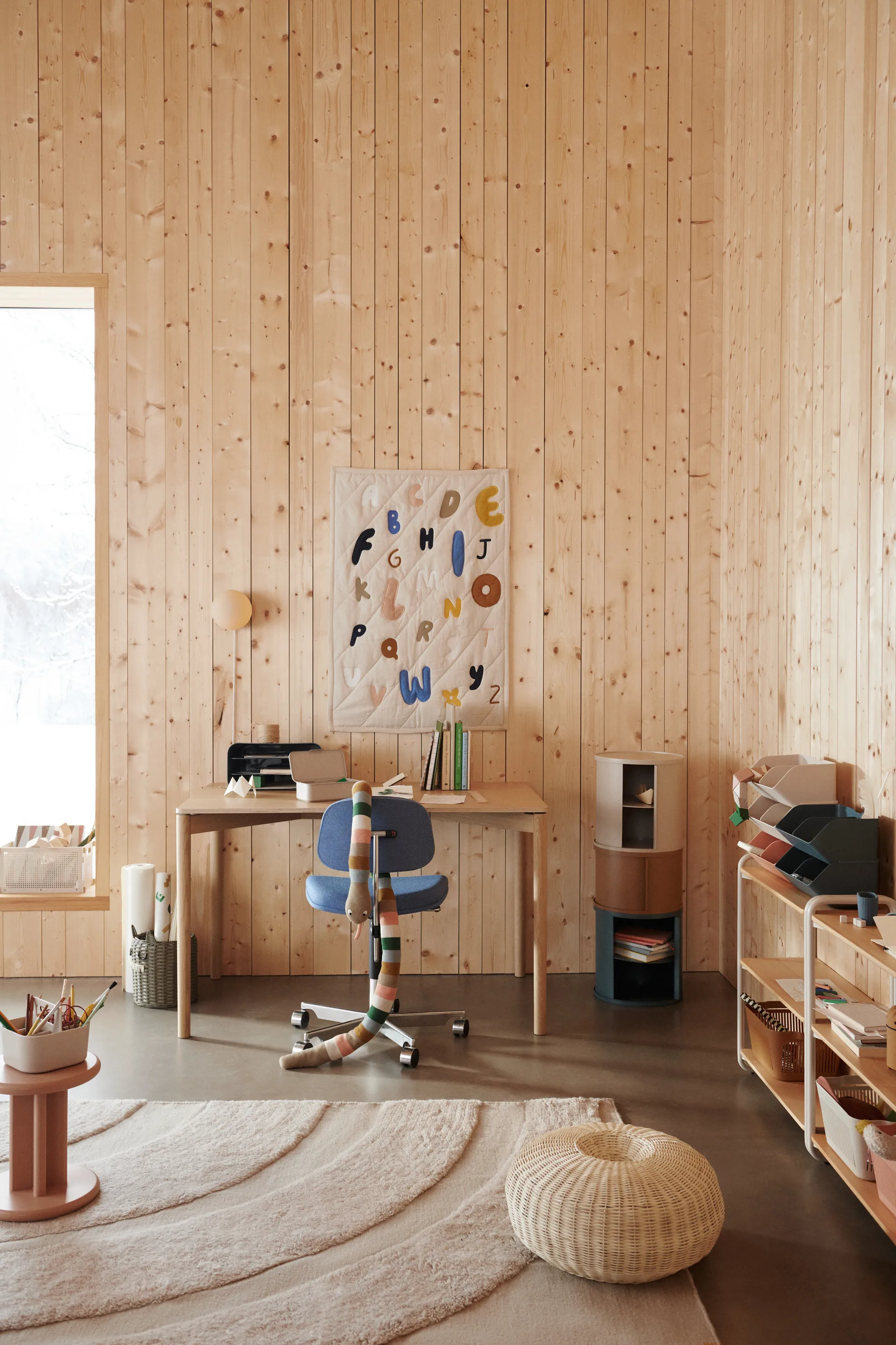 Damien sidebord Ø32x33 cm, Sandy Liewood