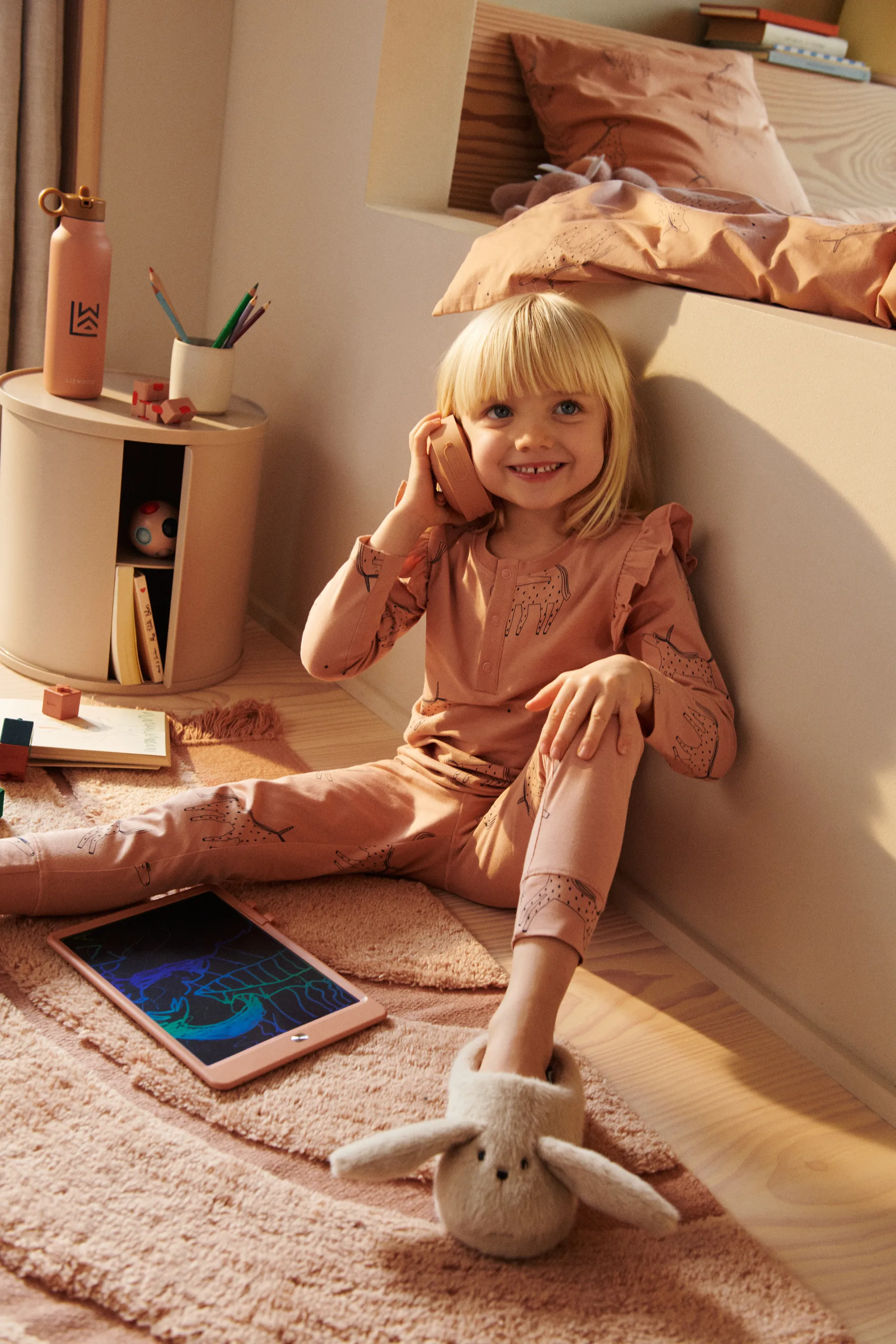 Damien sidebord Ø32x33 cm, Sandy Liewood