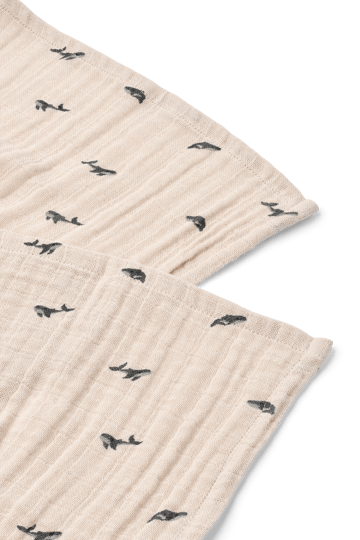 Lewis muslin tæppe 2-pack 65x65 cm - Mini whale-Sandy - Liewood