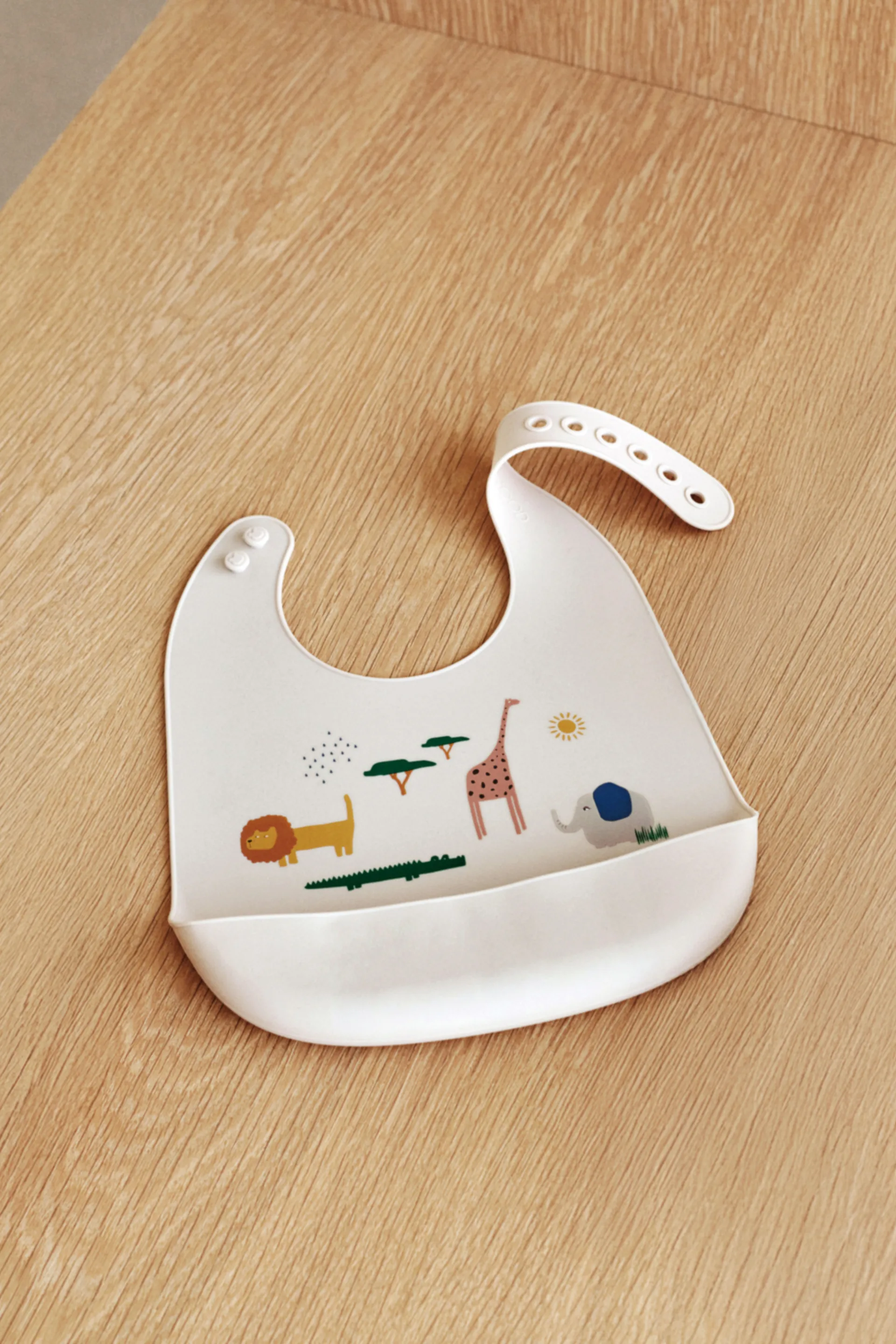 Tilda hagesmæk silikone 2-pak, Safari sandy mix Liewood