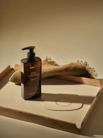 LIND DNA dybderengørende sæbe - 250 ml - LIND DNA