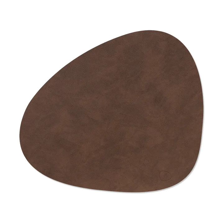 Nupo dækkeserviet curve L - Mørkebrun, 44x37 cm - LIND DNA