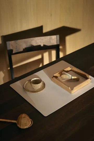 Nupo dækkeserviet square L - Pure white - LIND DNA