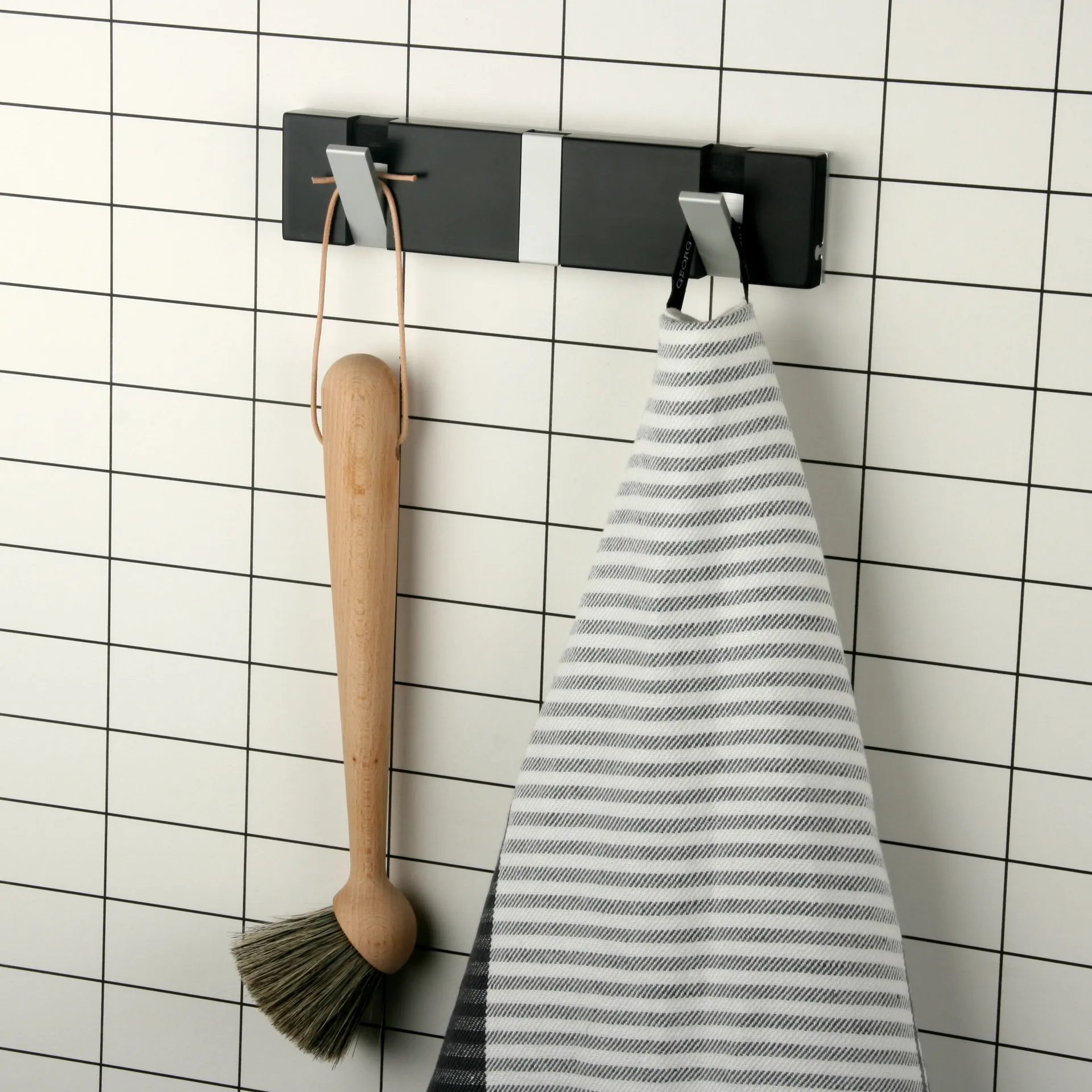 Loca Knax Lite 3 knagerække, 20 cm, sort LoCa