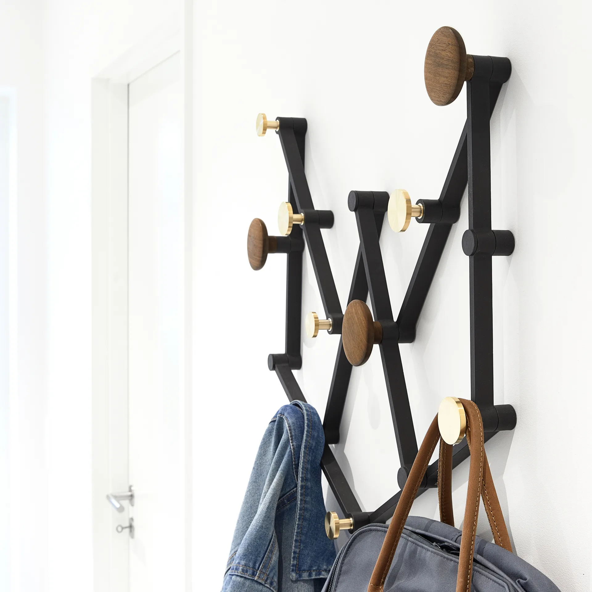 X•TEND knagerække, Valnød LoCa