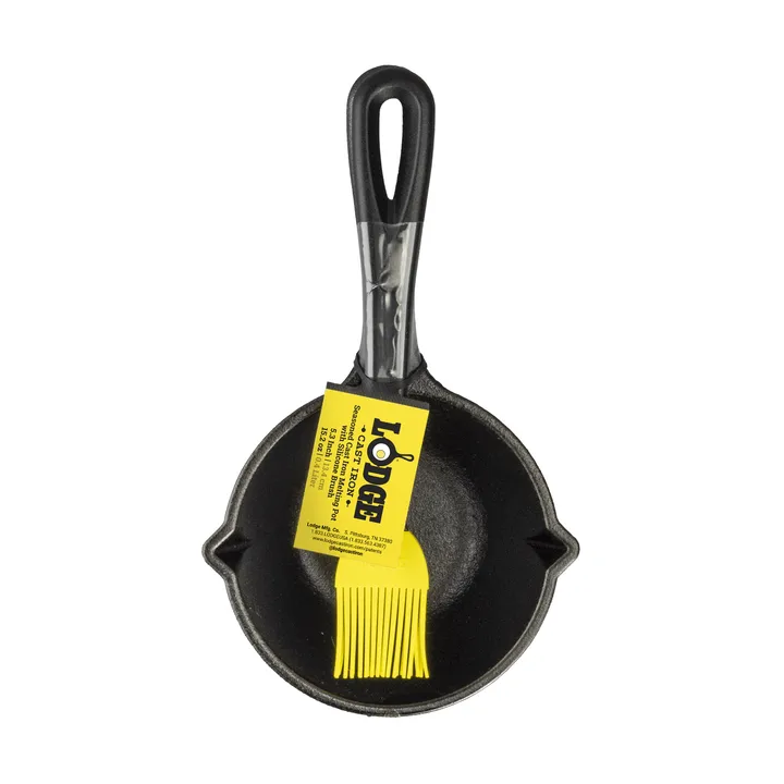 Saucekasserolle med silikonebørste - Støbejern, 23 cm - Lodge