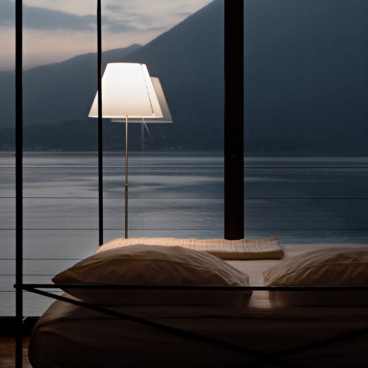 Costanza D13t.c gulvlampe, hvid Luceplan