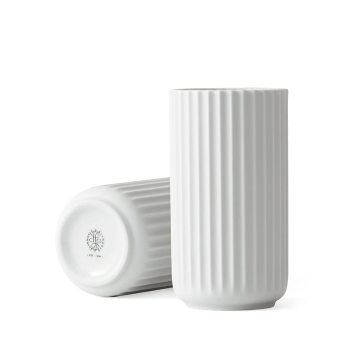 vase hvid mat fra Porcelæn NordicNest.dk