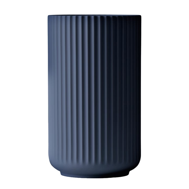 Lignende taske Skat Lyngby vase midnatsblå mat fra Lyngby Porcelæn - NordicNest.dk