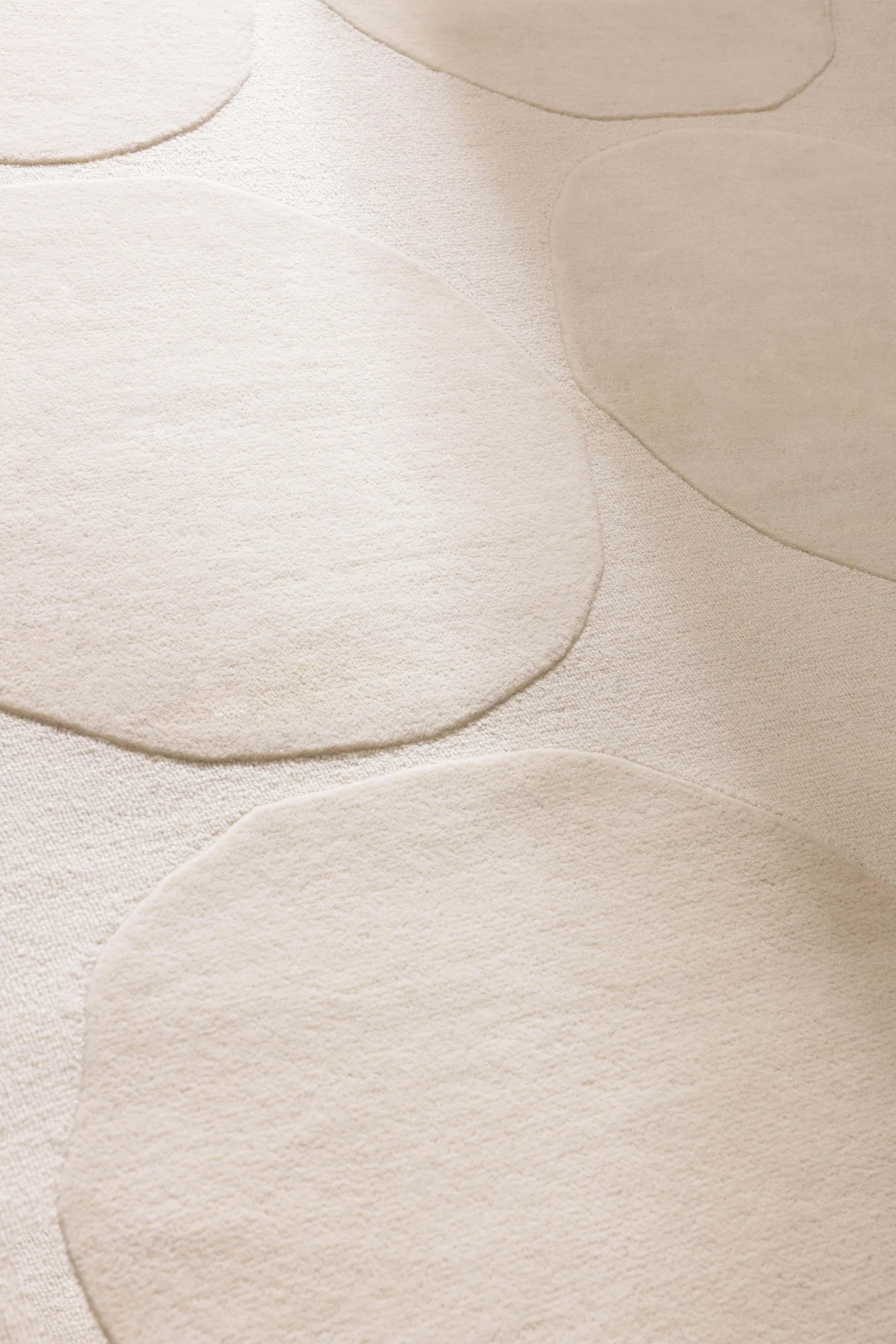 Isot Kivet uldtæppe, Natural White, 170x240 cm Marimekko