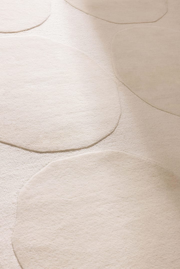 Isot Kivet uldtæppe - Natural White, 200x280 cm - Marimekko