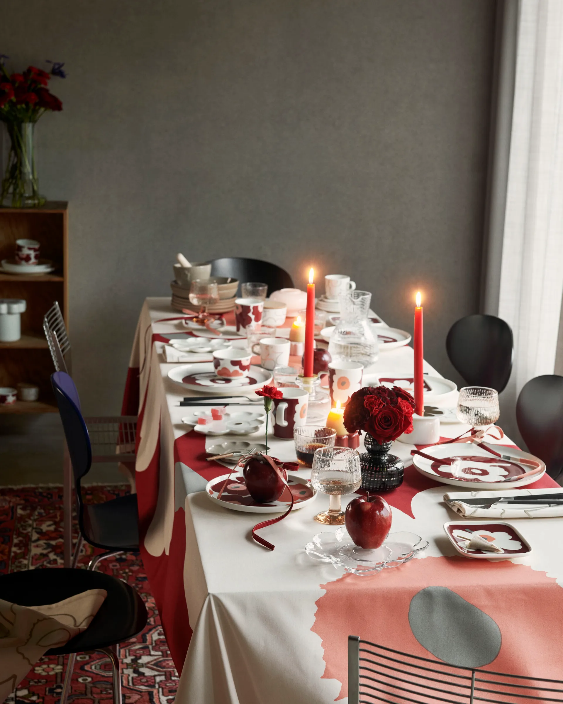 Unikko 60-års jubilæumskrus 25 cl+tallerken 12x15 cm, White-dark cherry-ash grey Marimekko