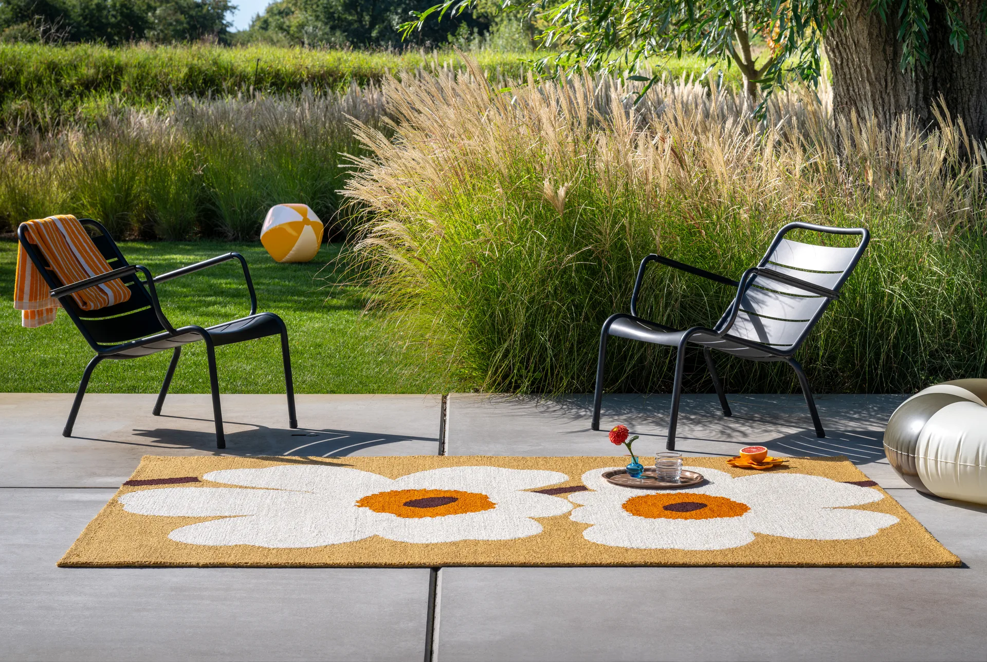 Unikko anniversary tæppe outdoor, Honey, 250x350 cm Marimekko