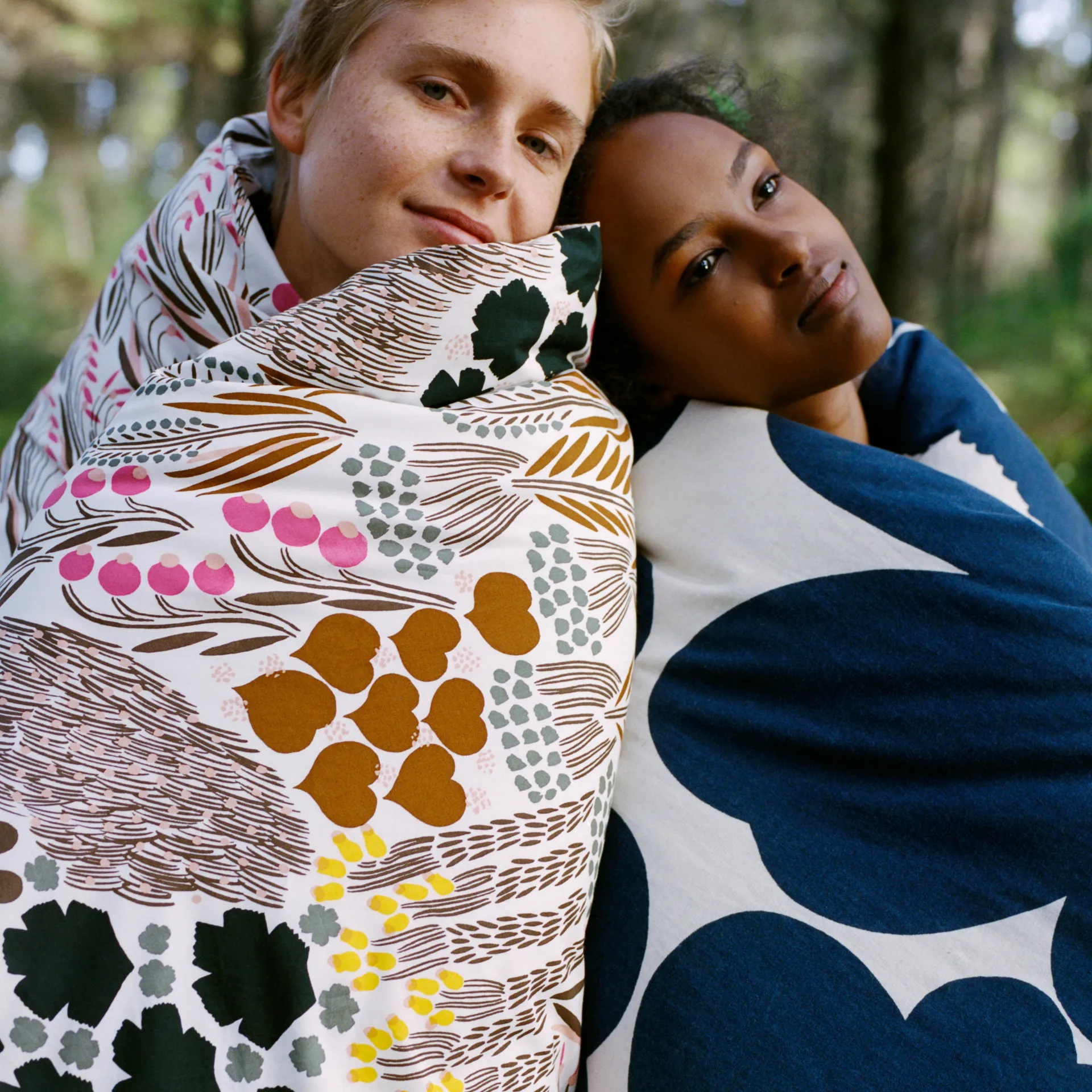 Unikko dynebetræk bomuldshør 150x210 cm, Naturhvid/Mørkeblå Marimekko