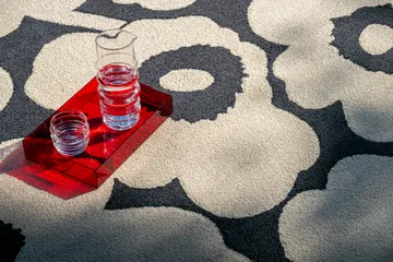 Unikko tæppe outdoor - Charcoal-white, 160x230 cm - Marimekko