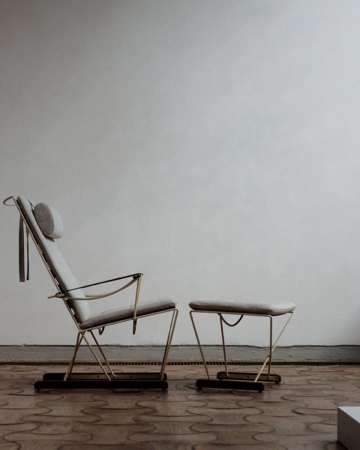 Spark Lounge Chair, ivory-valnødsbejdset bøg, Romo Ruskin Quill 7757/10 Massproductions