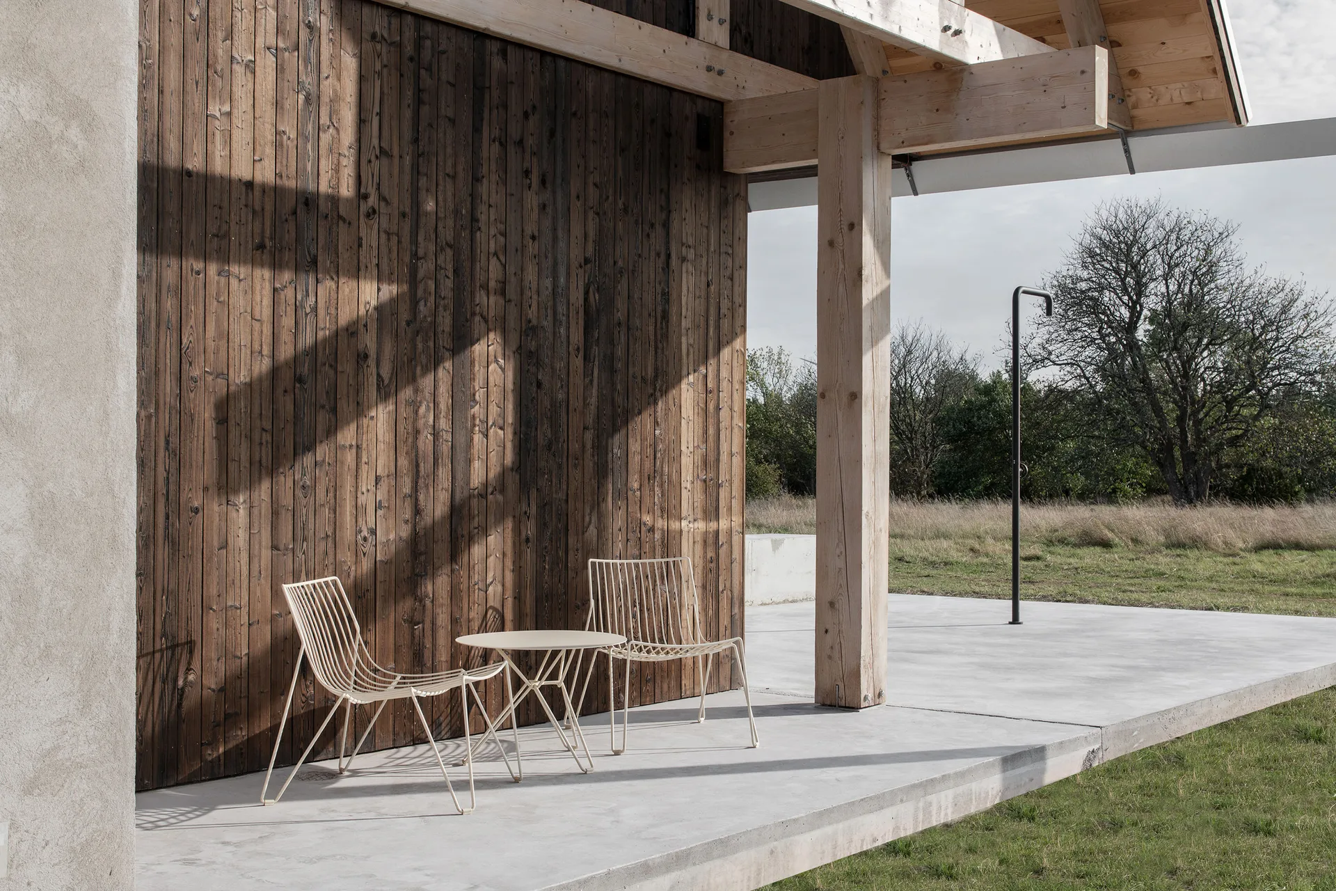 Tio easy chair loungestol, Ivory Massproductions