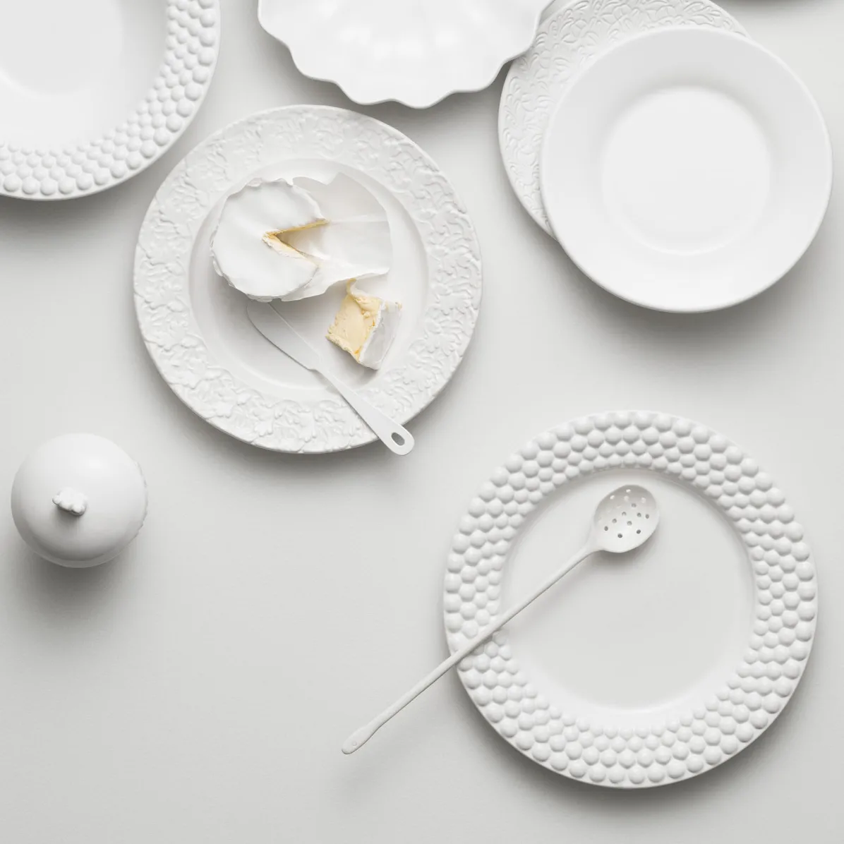 Bubbles tallerken – 28 cm, Hvid Mateus