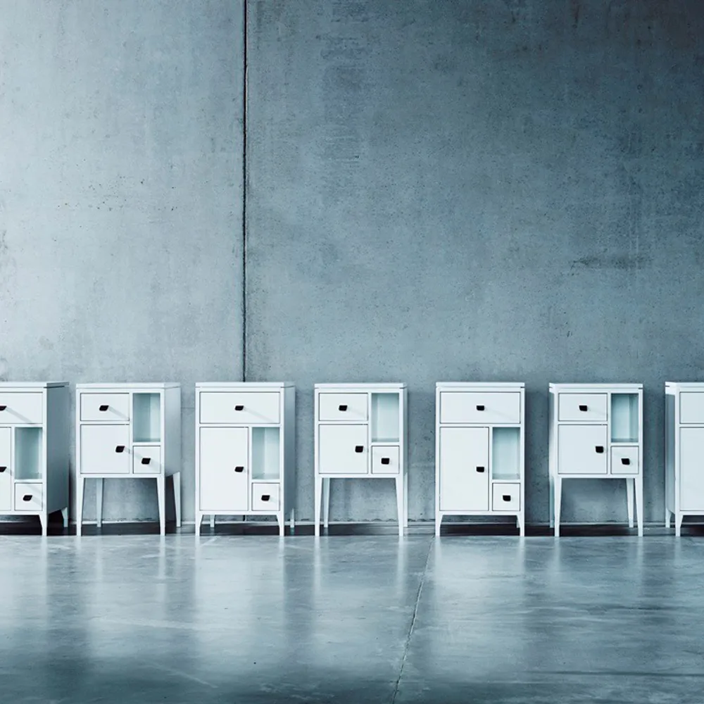 Abisko høje ben natbord, hvid, top beton, håndtag brun elgskind Mavis