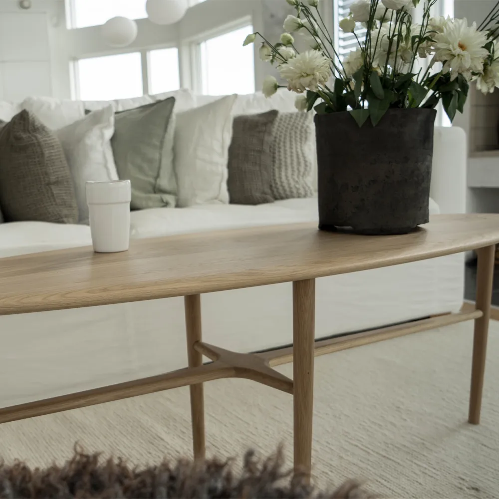 Crest sofabord oval, eg hvidpigment klarlak, oval Mavis