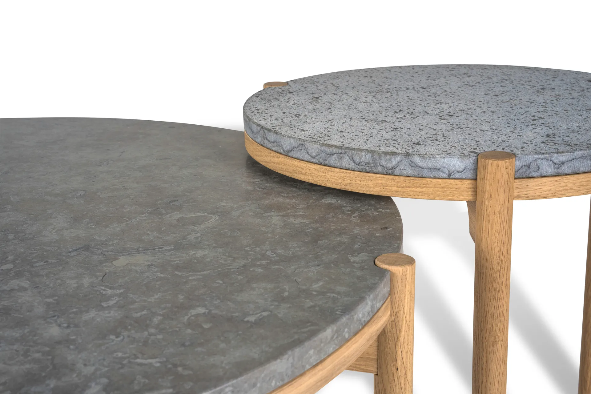 Dondo sofabord hvidpigmenteret eg Ø80 cm, Slebet kalksten Mavis