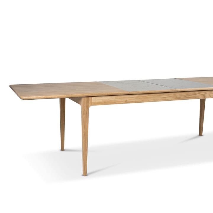 Höllviken spisebord, eg hvidpigmenteret matlak, 2 ilæg, beige MDF á 50 cm Mavis