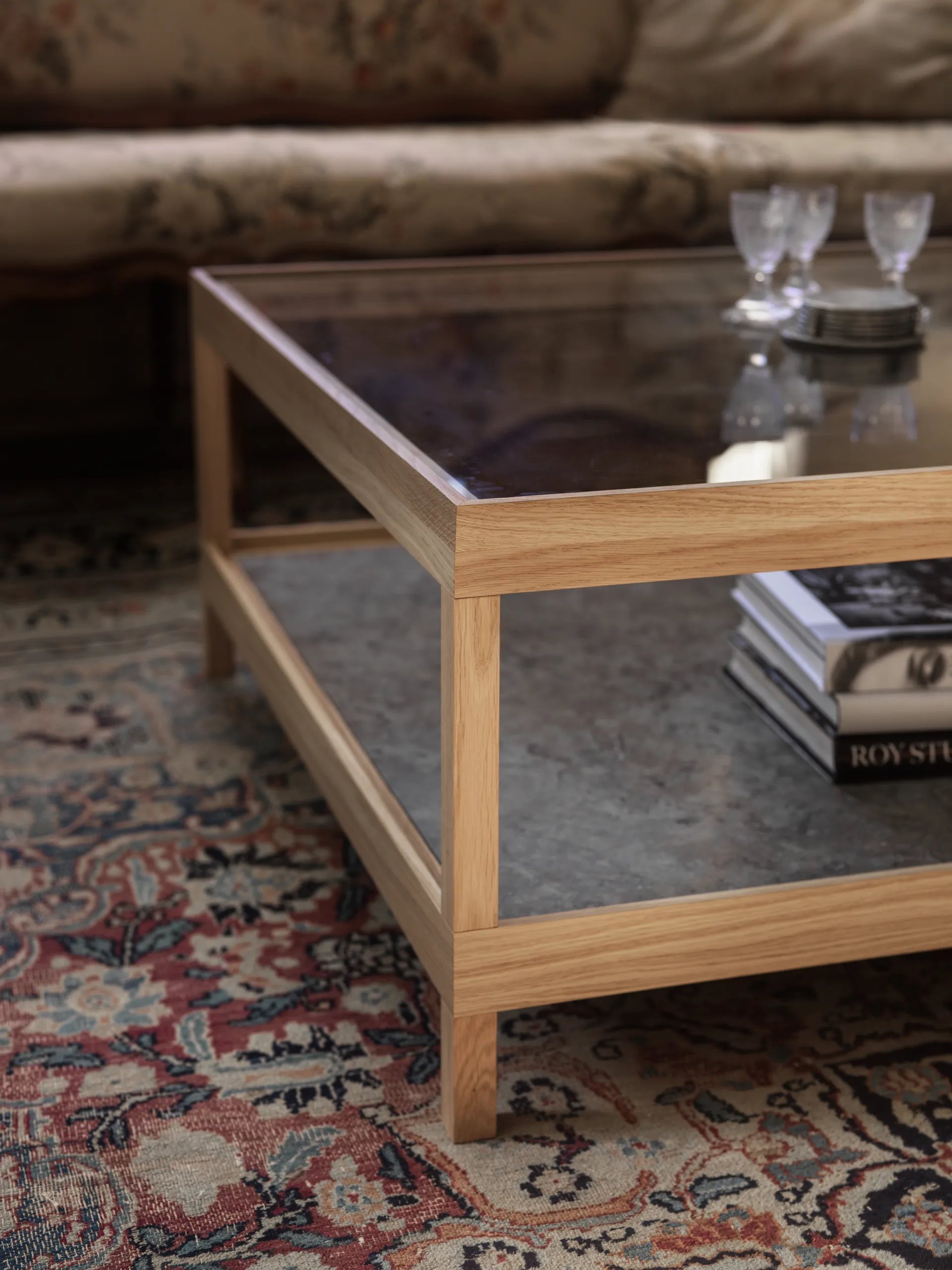 Ima sofabord 90x90 cm, Hvidpigmenteret matlakeret eg, kalksten Mavis