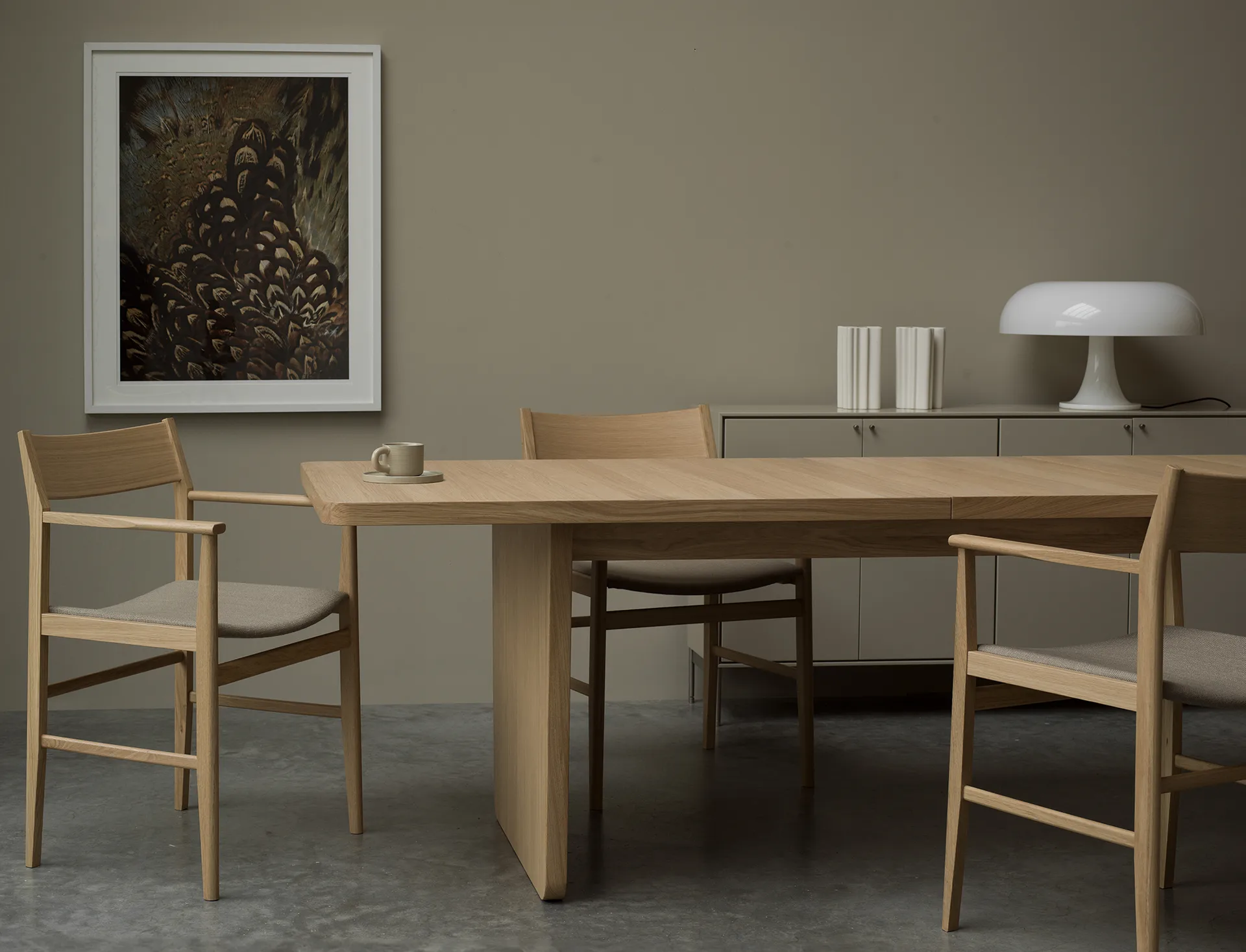 Vaud spisebord, Hvidpigmenteret eg, 2 stk. Ilæg Mavis