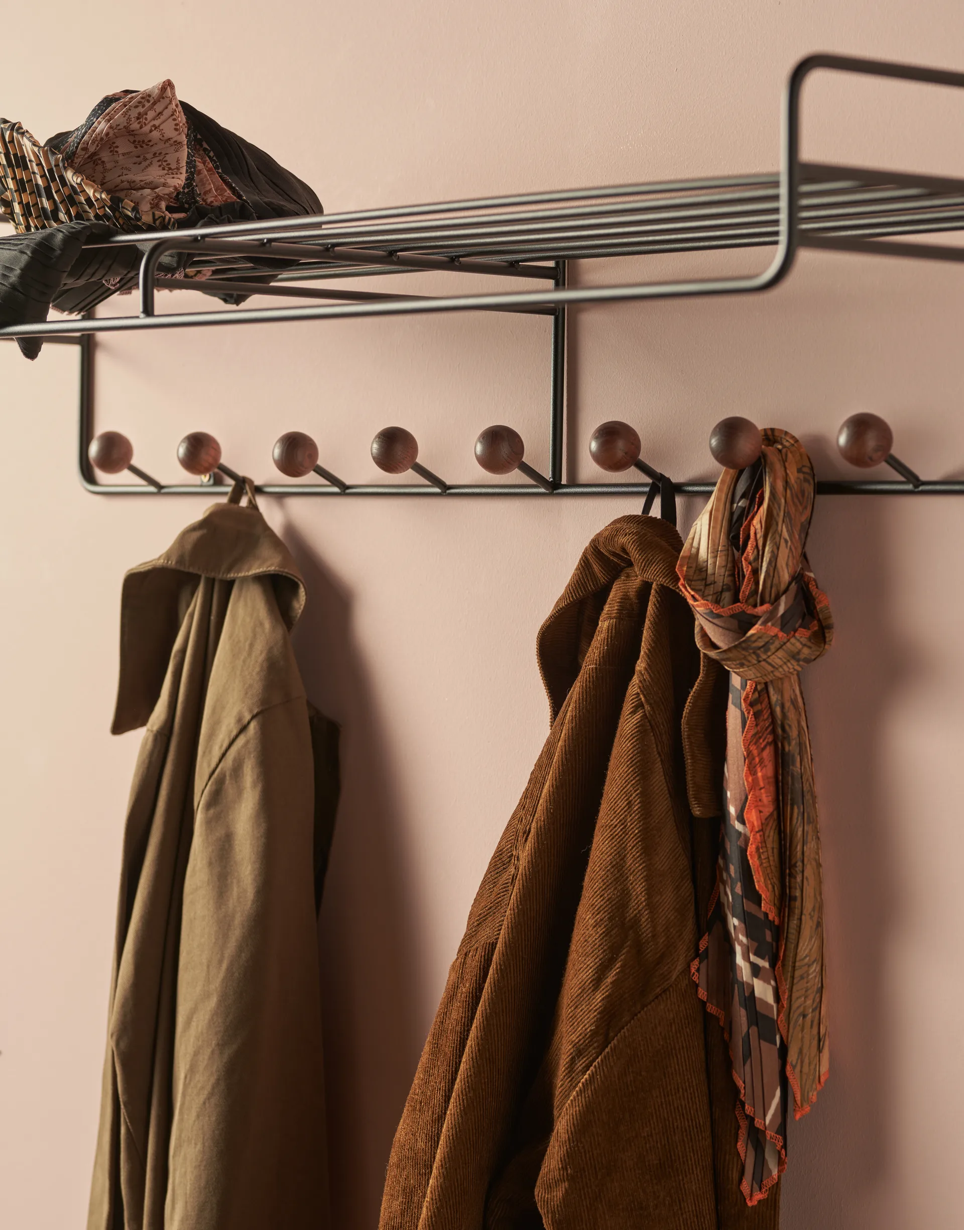 Bill Hat rack L hattehylde, Sort/Mørkebrun Maze