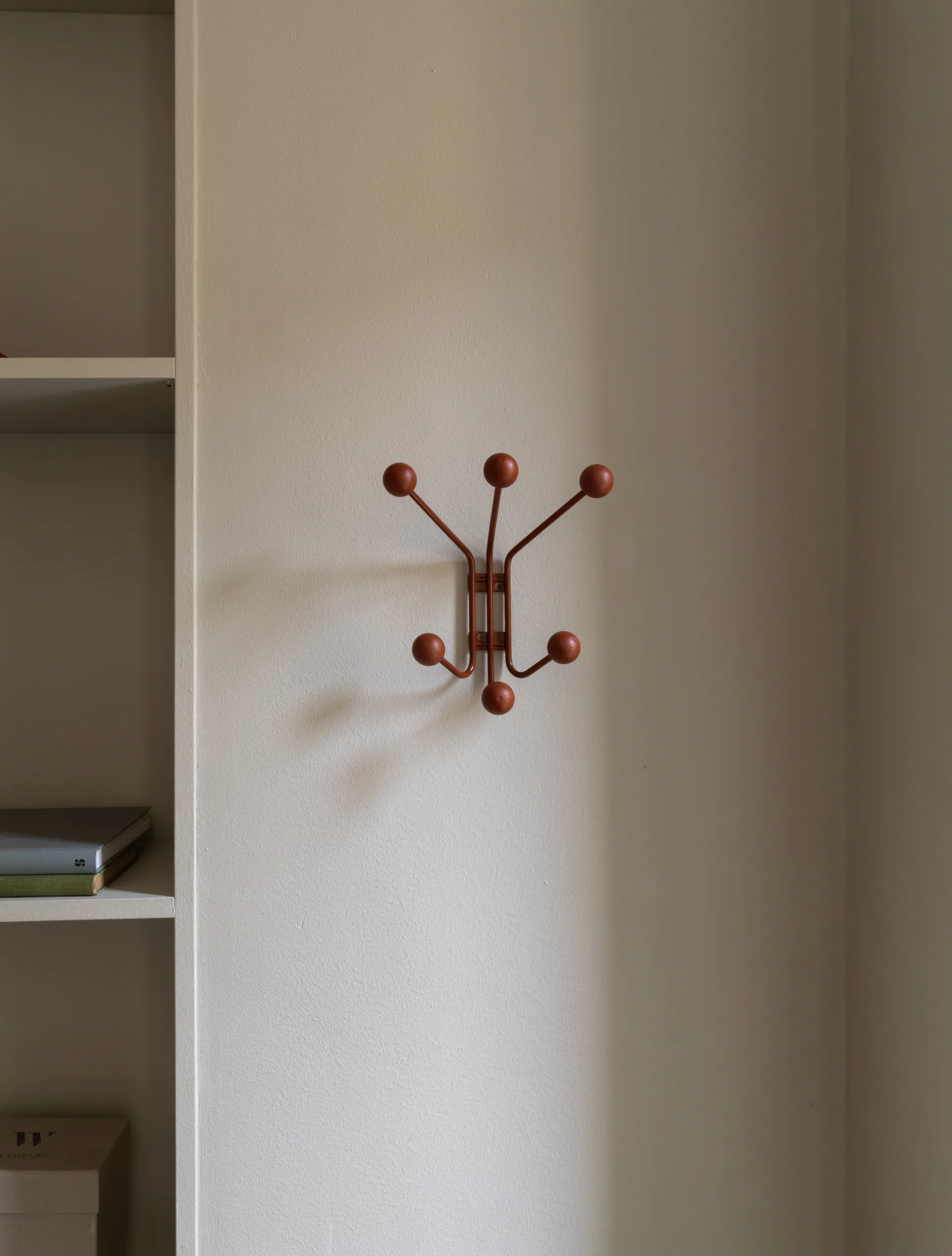 Bill lille knagerække, Cinnamon Maze