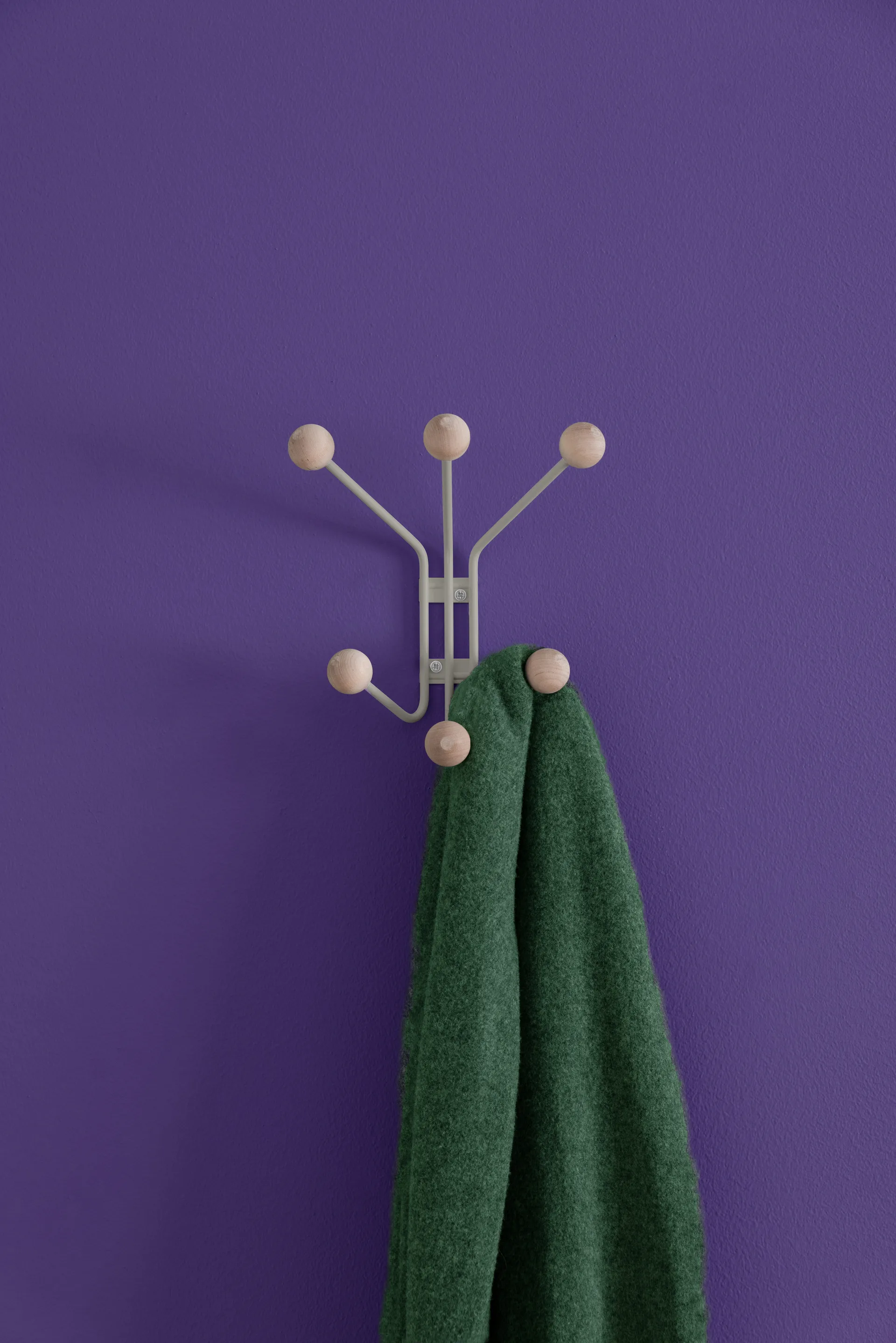 Bill lille knagerække, Greige Maze