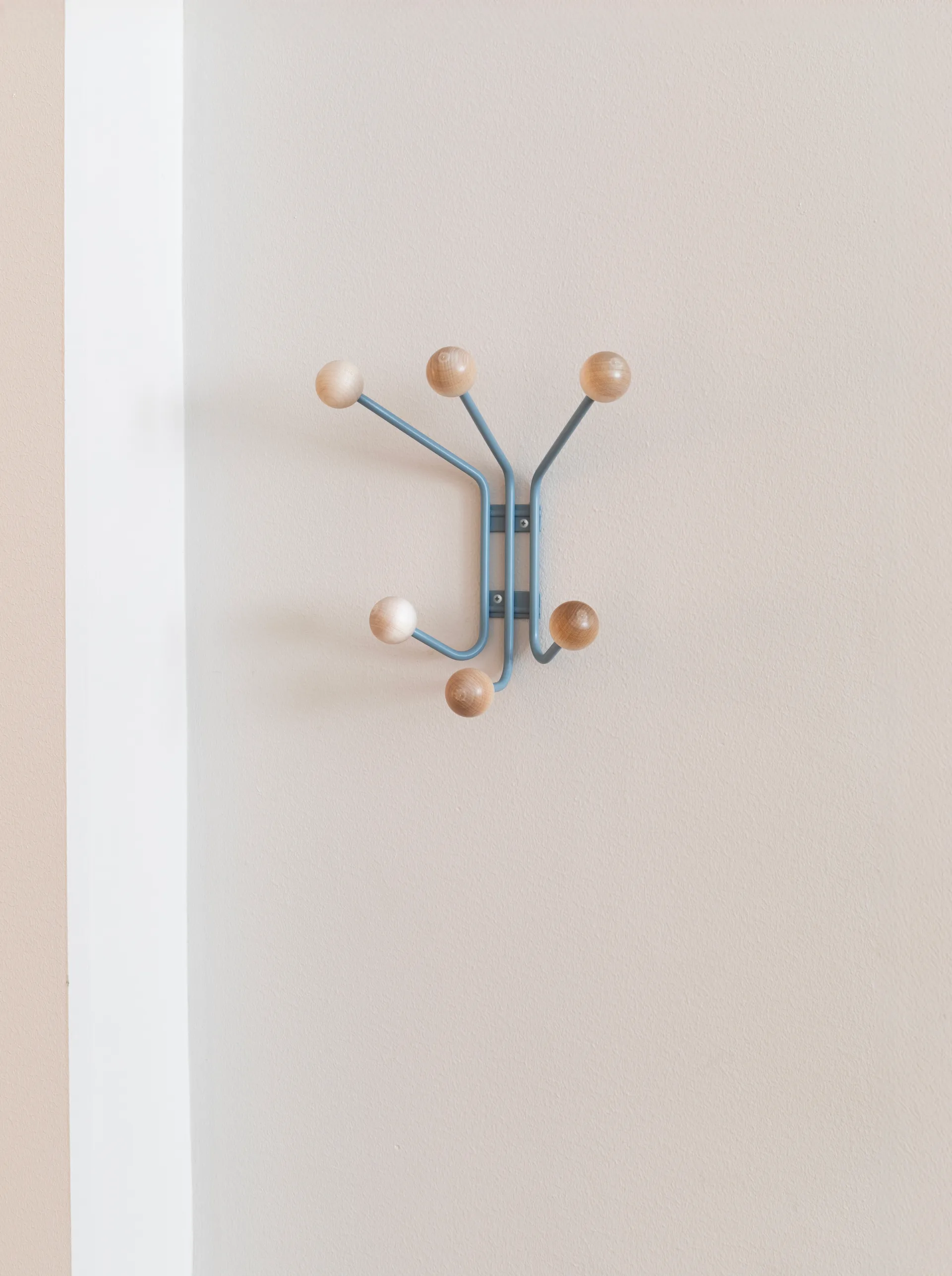 Bill lille knagerække, Pigeon blue Maze