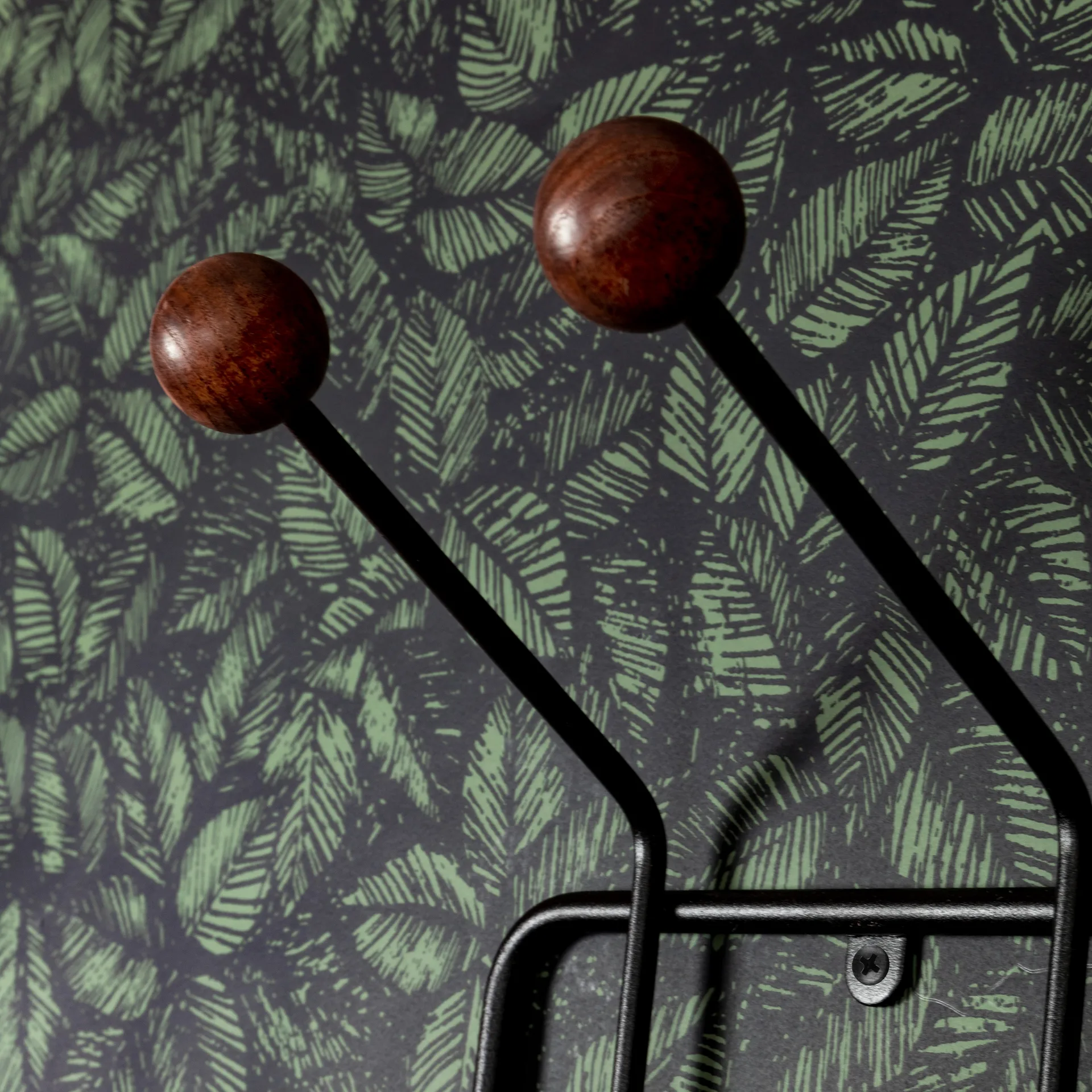 Bill lille knagerække, Sort/Mørkebrun Maze