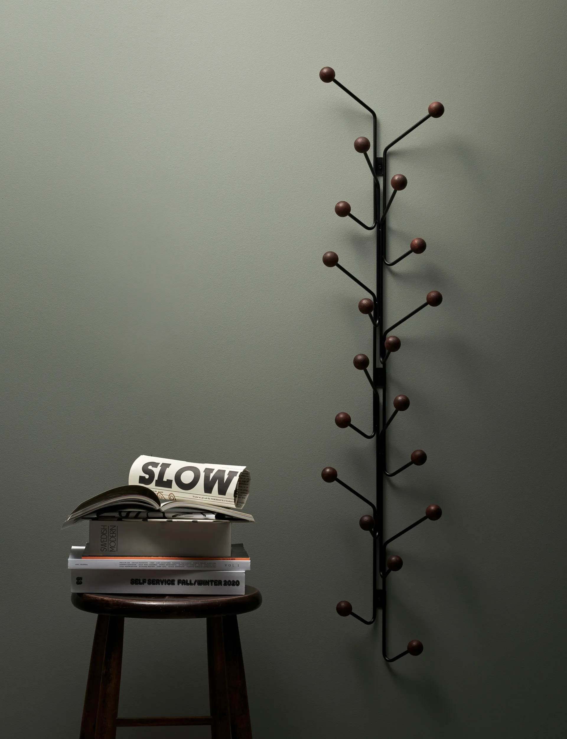 Bill Vertical knagerække, Sort/Mørkebrun Maze