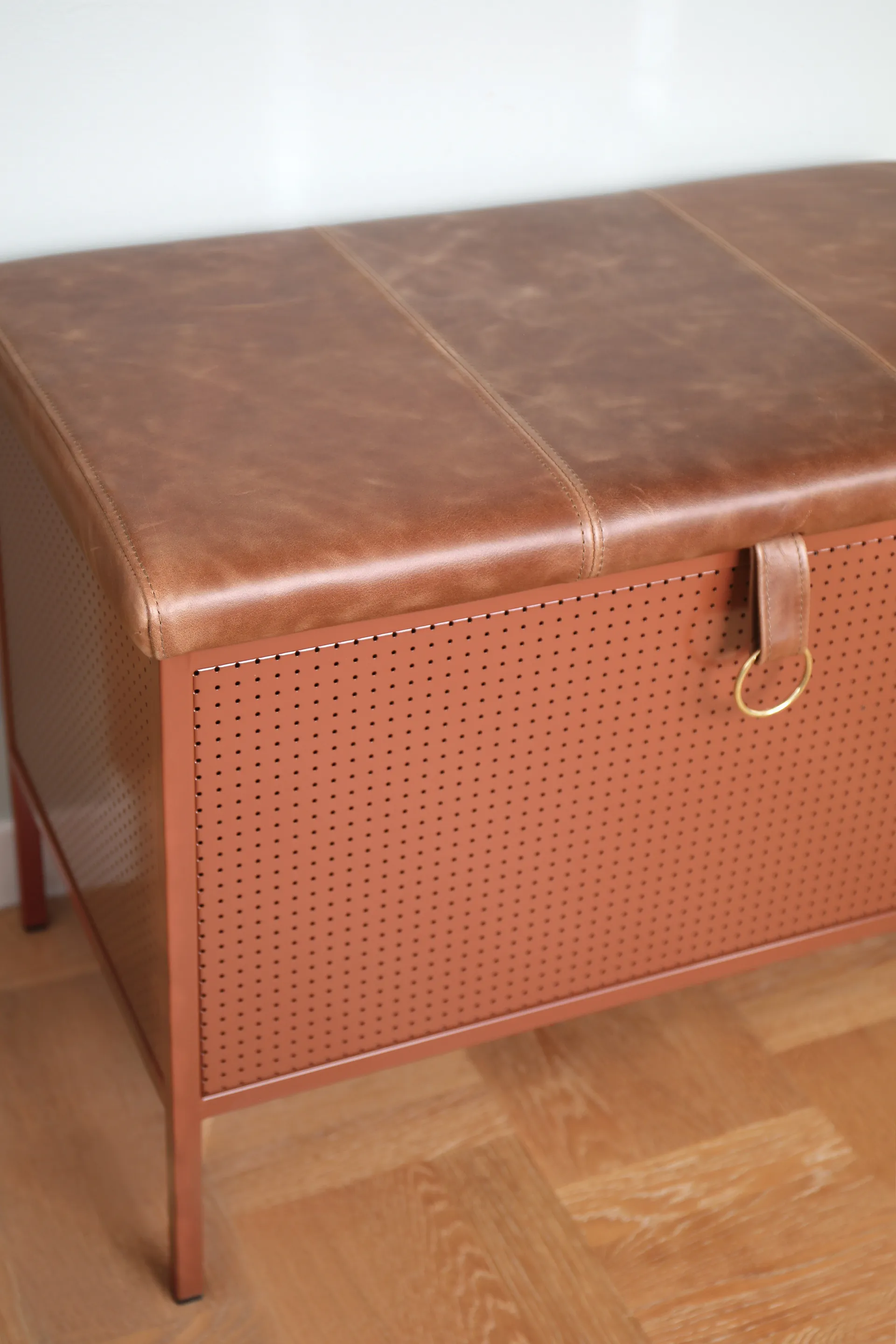 Frank opbevaringsbænk, Cinnamon-vintage cognac Maze