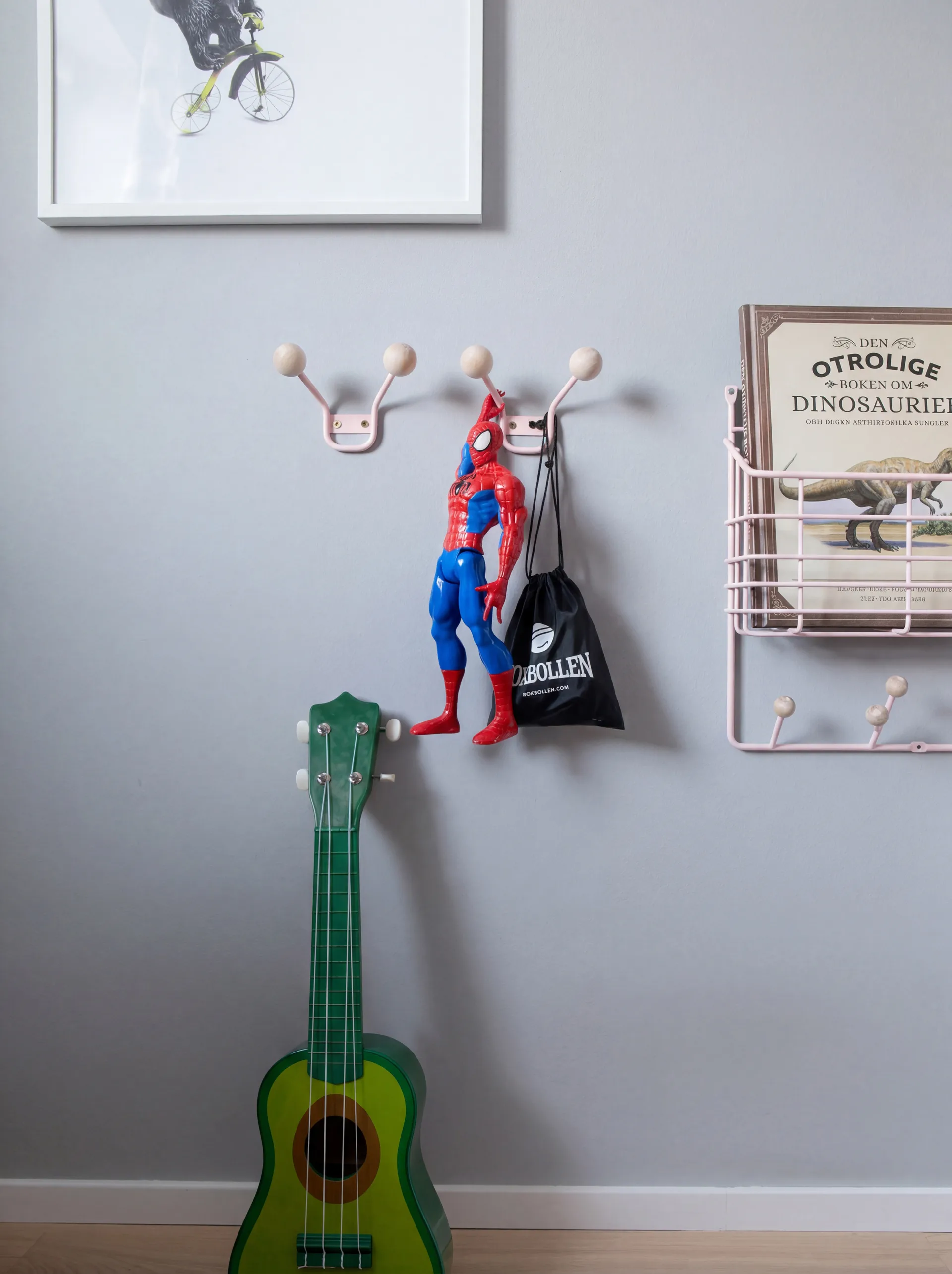 Mitten shelf hylde junior, Pale pink, 38,6x35,2x8,6 cm Maze