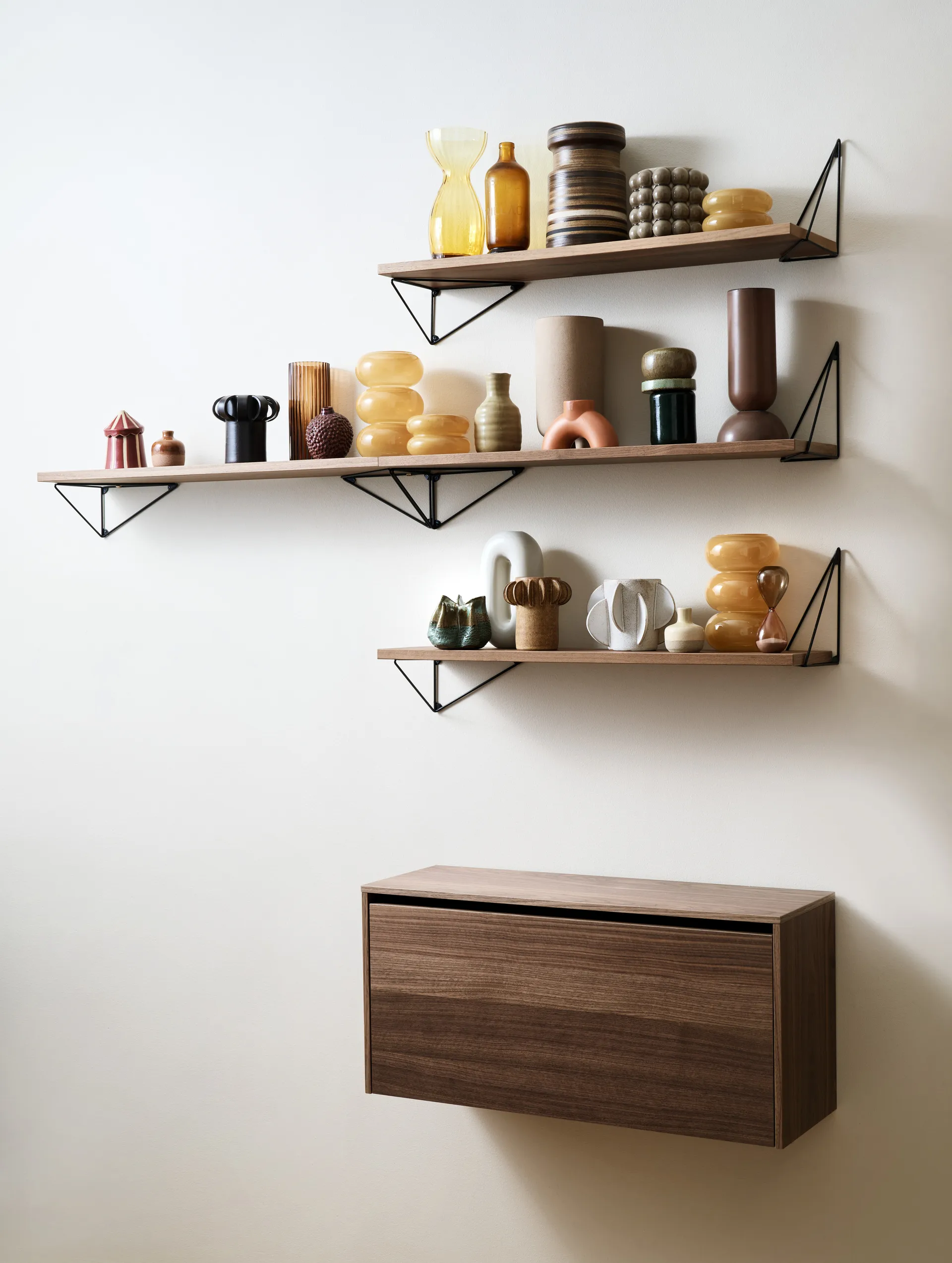 Pythagoras Cabinet vægskab 38x80 cm, Walnut Maze