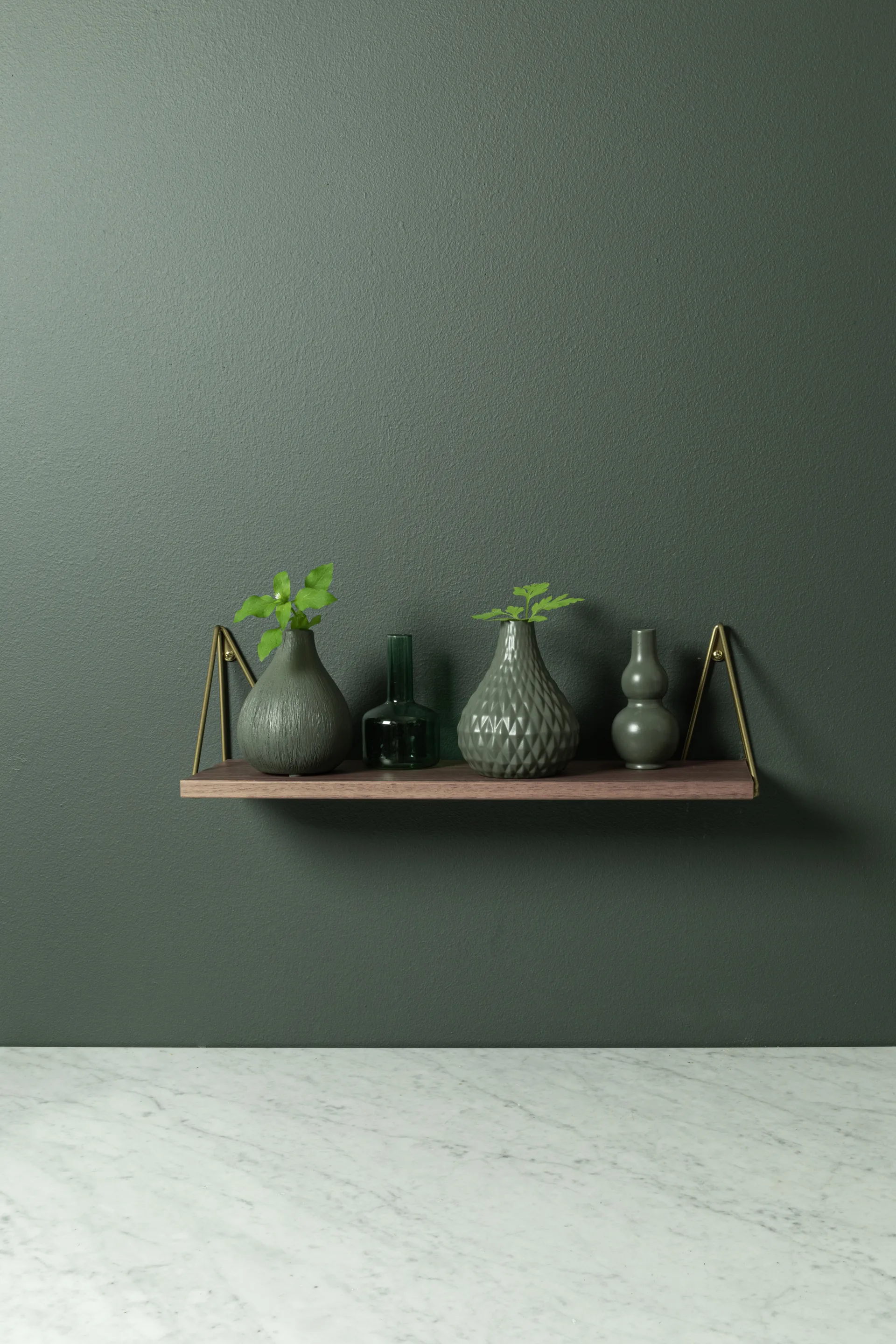 Pythagoras XS hylde, Valnød/Messing Maze