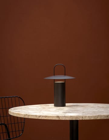 RAY bærbar bordlampe - Black - MENU