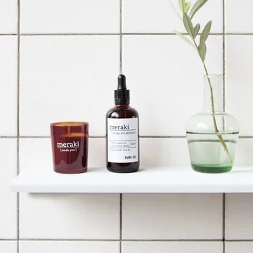 Meraki duftlys brunt glas 12 timer - Nordic pine - Meraki
