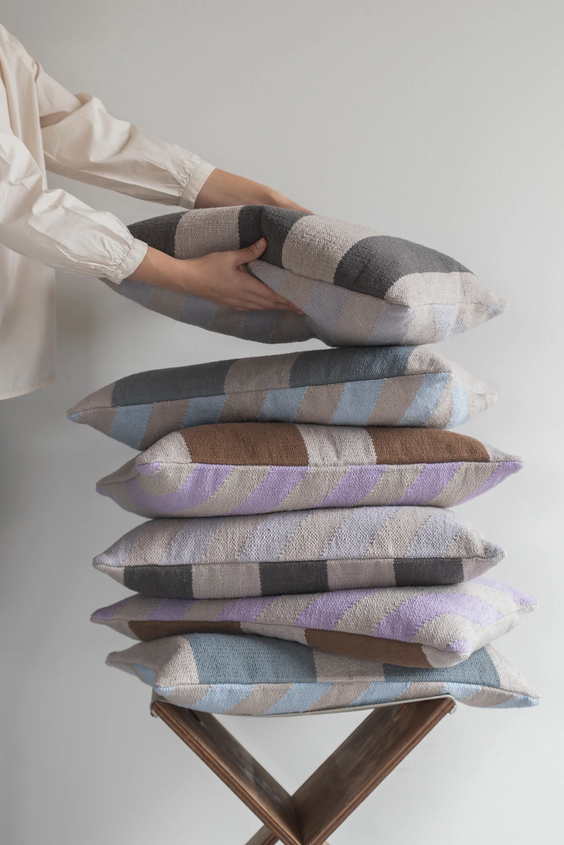 Across kelim pudebetræk, Light lilac, 40x60 cm Mette Ditmer